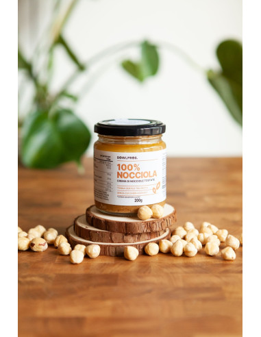 Burro di nocciole tostate di Bowlpros