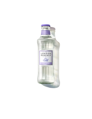 Acqua tonica pompelmo e rosmarino con poche calorie